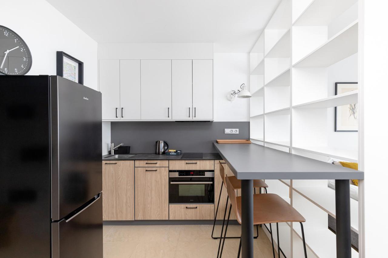 Sierpinskiego 1A - Studio With Balcony & Desk - Remote Work By Noclegi Renters Warsaw Exterior photo